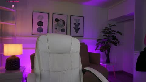 Snapshot of ivygrabes chatting on July 24, 2026, 11:41 am Ivy Grabes online show from July 24, 2026, 11:41 am