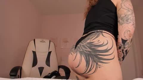 IVY - Follow me 3 online show from September 14, 2025, 8:13 am