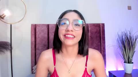 IvyJhonss online show from February 3, 2026, 12:10 pm
