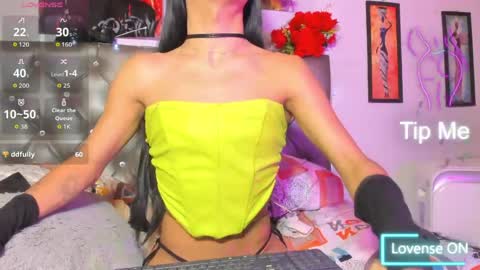 Snapshot of ivymilleer chatting on April 17, 2026, 1:25 pm ivymilleer online show from April 17, 2026, 1:25 pm