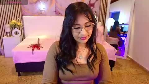 ivyshine7 online show from July 5, 2026, 7:10 pm
