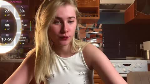 Snapshot of ivywairley chatting on April 1, 2026, 4:48 pm ivywairley online show from April 1, 2026, 4:48 pm