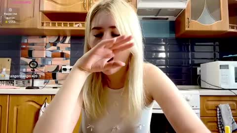 Snapshot of ivywairley chatting on May 2, 2026, 3:22 am ivywairley online show from May 2, 2026, 3:22 am