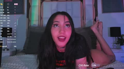 Ivy Pierce  online show from March 3, 2025, 3:20 pm