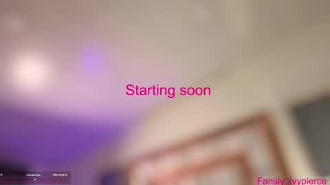 Ivy Pierce  online show from September 11, 2025, 11:21 am