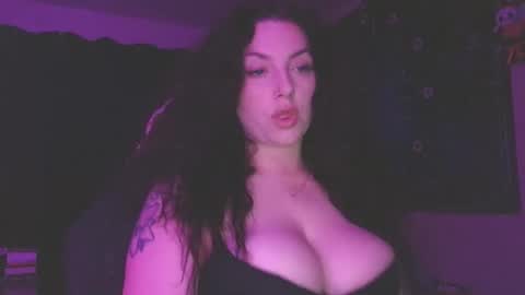 Amiee online show from April 18, 2026, 1:20 am
