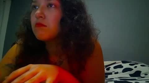 Snapshot of iwannabeyoursl4ve chatting on March 8, 2025, 12:44 am iwannabeyoursl4ve online show from March 8, 2025, 12:44 am