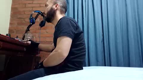 iwanturarse online show from March 26, 2026, 11:43 pm