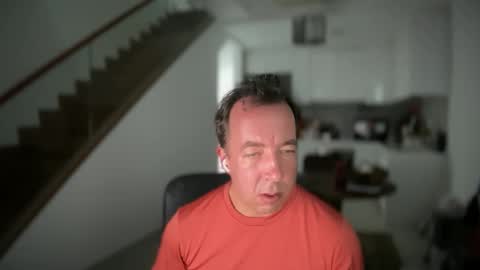 Snapshot of iwantuu2 chatting on December 13, 2024, 7:58 am chat with me to find out online show from December 13, 2024, 7:58 am