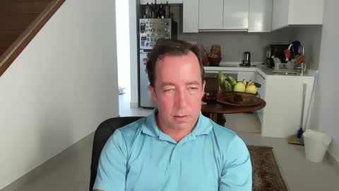 Snapshot of iwantuu2 chatting on September 23, 2025, 8:50 am chat with me to find out online show from September 23, 2025, 8:50 am