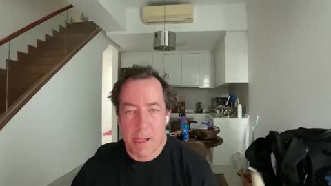 Snapshot of iwantuu2 chatting on January 18, 2026, 5:33 am chat with me to find out online show from January 18, 2026, 5:33 am