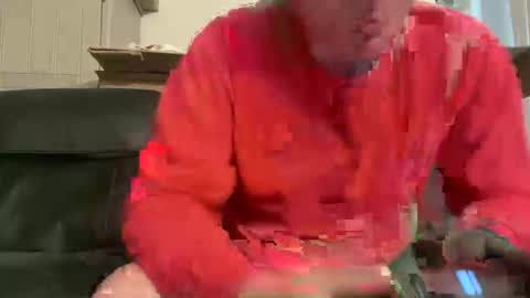 iwantyounow42069 online show from May 9, 2026, 4:12 pm