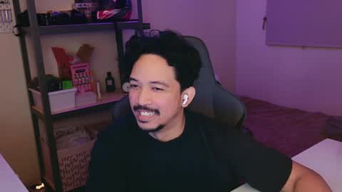 iwasd3nse online show from February 18, 2025, 1:44 pm