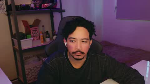 iwasd3nse online show from February 19, 2025, 4:22 pm