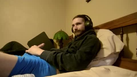 Snapshot of iwhitesmurf chatting on November 4, 2025, 6:12 am iwhitesmurf online show from November 4, 2025, 6:12 am