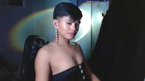 Snapshot of iya143 chatting on October 30, 2025, 7:10 am iya143 online show from October 30, 2025, 7:10 am