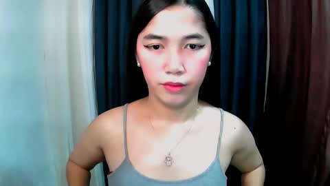 Snapshot of iyanna_ivelle chatting on November 9, 2025, 2:10 am UR LOVELY IYANNA online show from November 9, 2025, 2:10 am