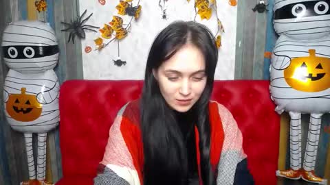 IziPaterson online show from October 23, 2025, 5:40 am