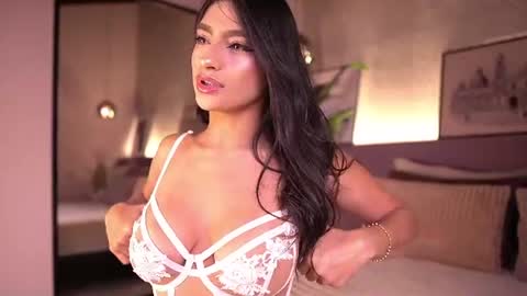 izzywild1 online show from June 17, 2026, 11:34 am