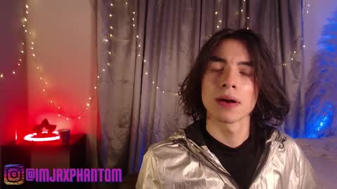 Snapshot of j_a_x_x_x_o_n chatting on March 3, 2025, 6:26 am Hey im Jaxxxon check my info     online show from March 3, 2025, 6:26 am