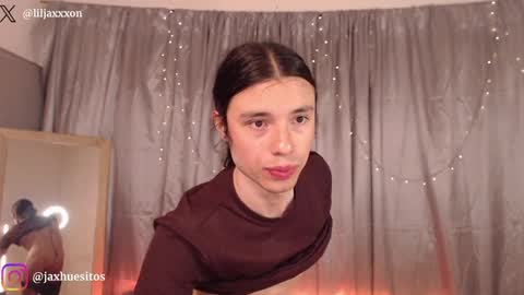 Hey im Jaxxxon check my info     online show from June 7, 2026, 1:48 pm