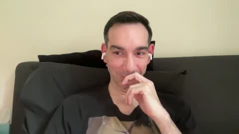 Snapshot of j_dc chatting on April 29, 2026, 5:30 pm j_dc online show from April 29, 2026, 5:30 pm