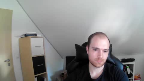 Snapshot of j_german783377 chatting on February 23, 2025, 10:17 am here4y online show from February 23, 2025, 10:17 am