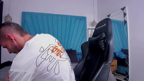 Snapshot of j_king__ chatting on March 15, 2026, 8:59 pm J King online show from March 15, 2026, 8:59 pm