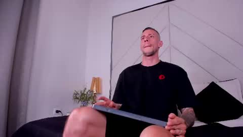 J King online show from June 19, 2026, 6:56 pm
