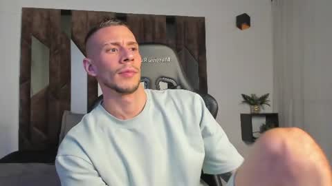 J King online show from June 22, 2026, 5:54 pm