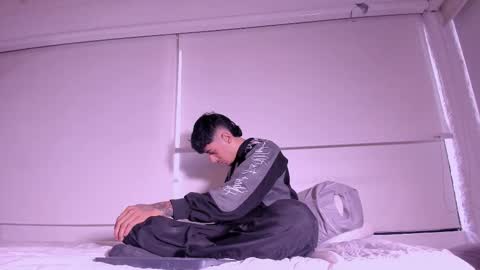 j_martony online show from January 14, 2026, 12:11 pm