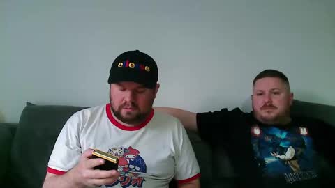 ja_couple online show from May 4, 2026, 5:53 pm
