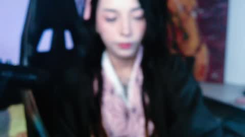 jade 18  online show from May 13, 2026, 4:21 am