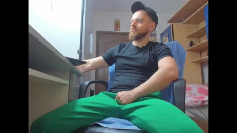 Jace online show from October 3, 2025, 4:31 am