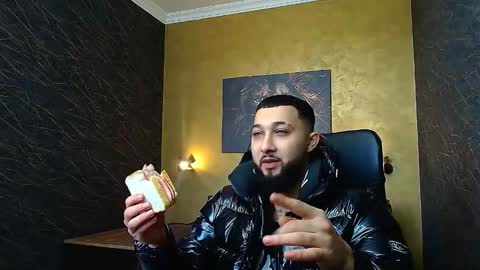 JaceZachary online show from February 22, 2025, 11:24 am
