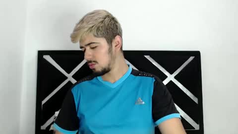 Snapshot of jack03xx_ chatting on October 28, 2025, 5:04 pm Jack online show from October 28, 2025, 5:04 pm