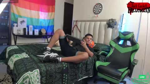 JACK CASTELL online show from September 15, 2025, 11:32 am