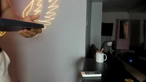 Jack online show from February 1, 2026, 3:05 am