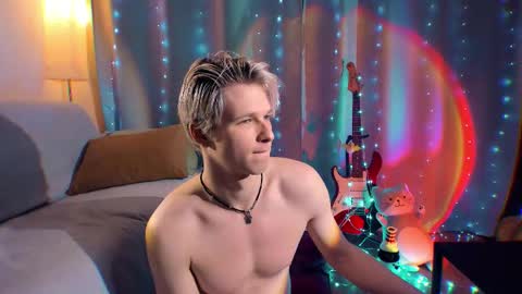 brestonsweet online show from December 17, 2025, 11:33 pm