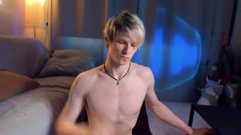 Snapshot of jack_frozt chatting on June 4, 2026, 6:25 pm brestonsweet online show from June 4, 2026, 6:25 pm