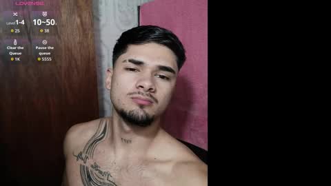 Snapshot of jack_hills2 chatting on October 24, 2025, 12:01 pm    online show from October 24, 2025, 12:01 pm