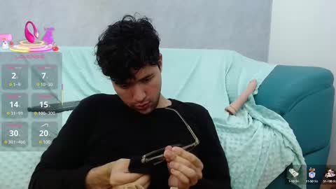 jack_leonel online show from March 6, 2025, 6:05 pm