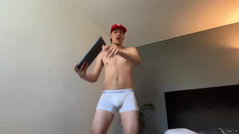 INDEPENDENT MODEL online show from May 9, 2026, 2:22 pm