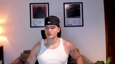 Snapshot of jackboy_2000 chatting on October 1, 2025, 10:10 am Jack J online show from October 1, 2025, 10:10 am