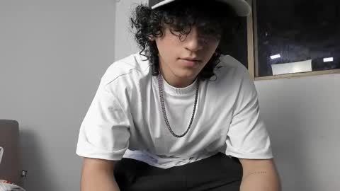 Jackes Taylor online show from November 28, 2025, 11:51 pm