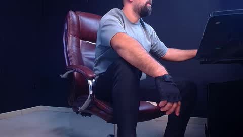 Snapshot of jackethann chatting on September 27, 2025, 5:01 am JackEthan online show from September 27, 2025, 5:01 am