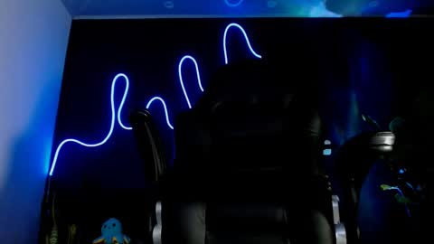 Snapshot of jackk_ho chatting on March 5, 2025, 8:42 pm Jack online show from March 5, 2025, 8:42 pm