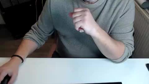 Jack independent model  online show from February 16, 2026, 6:04 pm