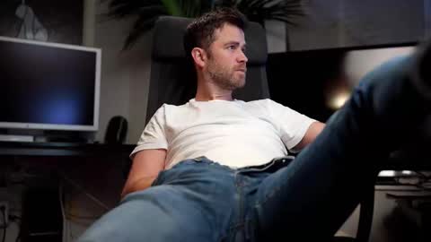 Snapshot of jackoffdude85 chatting on December 23, 2025, 10:57 am Colten Carter online show from December 23, 2025, 10:57 am