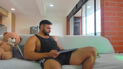 Jackson Wayne online show from April 24, 2026, 1:35 pm